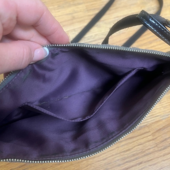 Coach Gray and Black Women's small crossbody - Picture 4 of 16